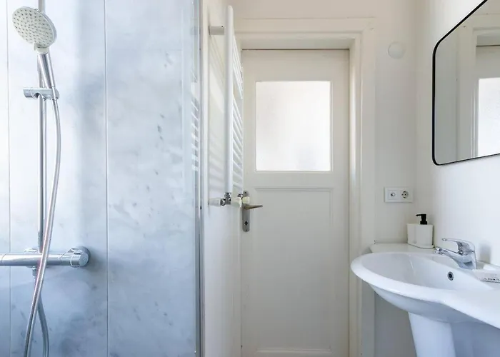 Bright Charming 1-bed Home-heart Of Taksim! #365 *