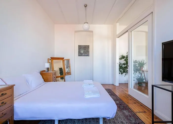 Bright Charming 1-bed Home-heart Of Taksim! #365